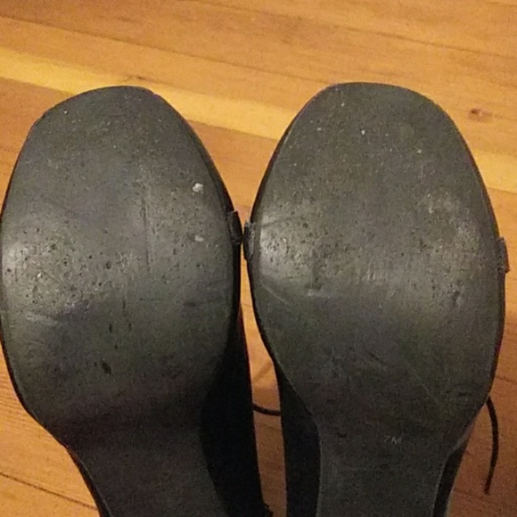 Jeffrey Campbell Lita Bootie w/ Spikes, Studs sz 7 - Picture 3 of 7